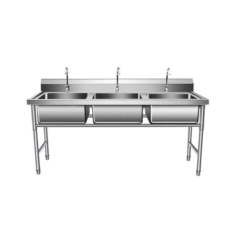 How does a three-tank pool achieve efficient management of washing, soaking, and food preparation through strategic zoning?